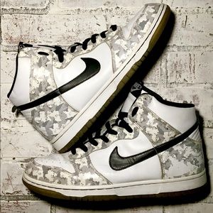 Vintage (2006) NIKE Hightop (gray camo)